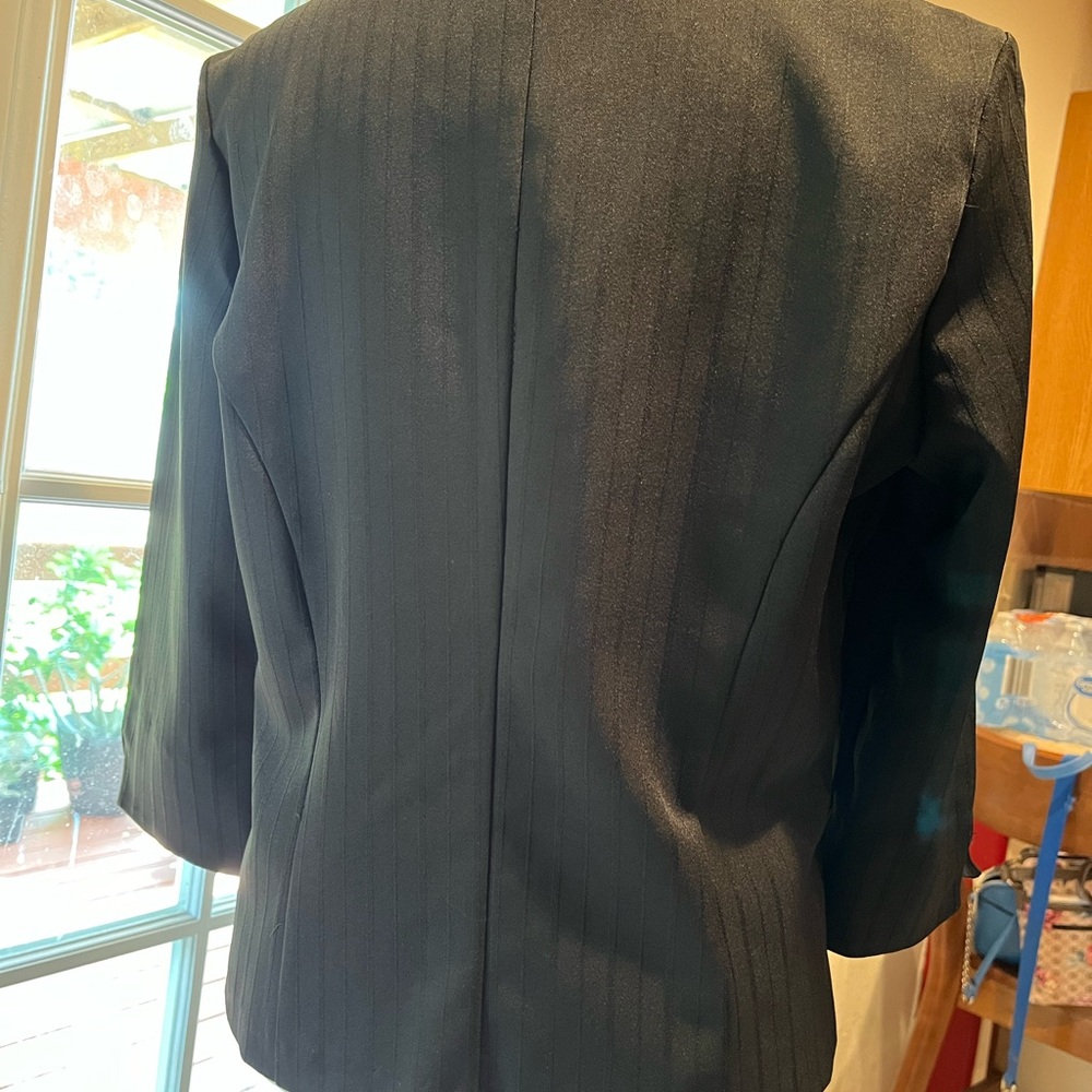 First Option Women's Black Jacket - Picture 4 of 6